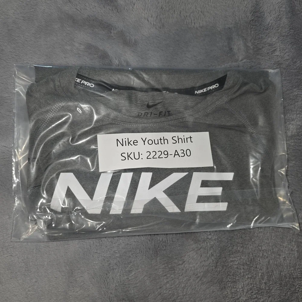 Nike Dri Fit Boys Pro‎ Logo Graphic Shirt Long Sleeve Youth Size XS X-Small